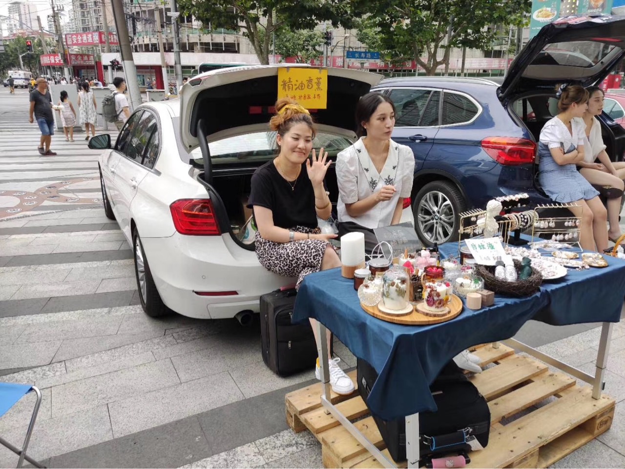 上海静安悦达889本周bmw活动蛮成功的
有点担心下周特斯拉专场的～
周五周日有木有人报名壮声势的
留言吧！ - 图片 7