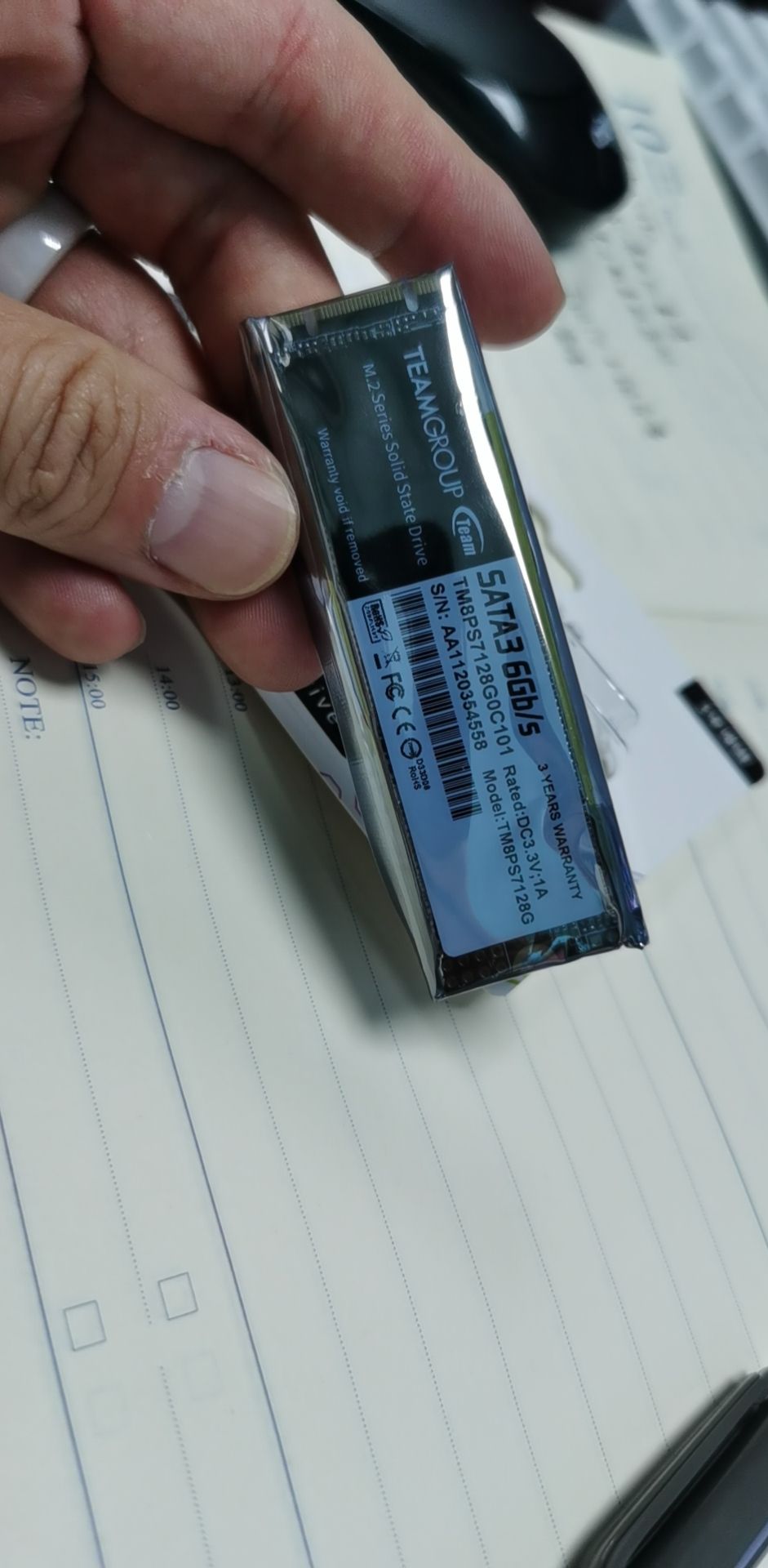 好久没更新了。一共花了158块钱，自制了128G，M2移动硬盘用于特斯拉哨兵模式。硬盘盒自带散热硅脂和散热片。用Mac系统做了格式化，win的格式化工具识别不了。有主控的芯片，应该寿命能长点吧。 - 图片 1