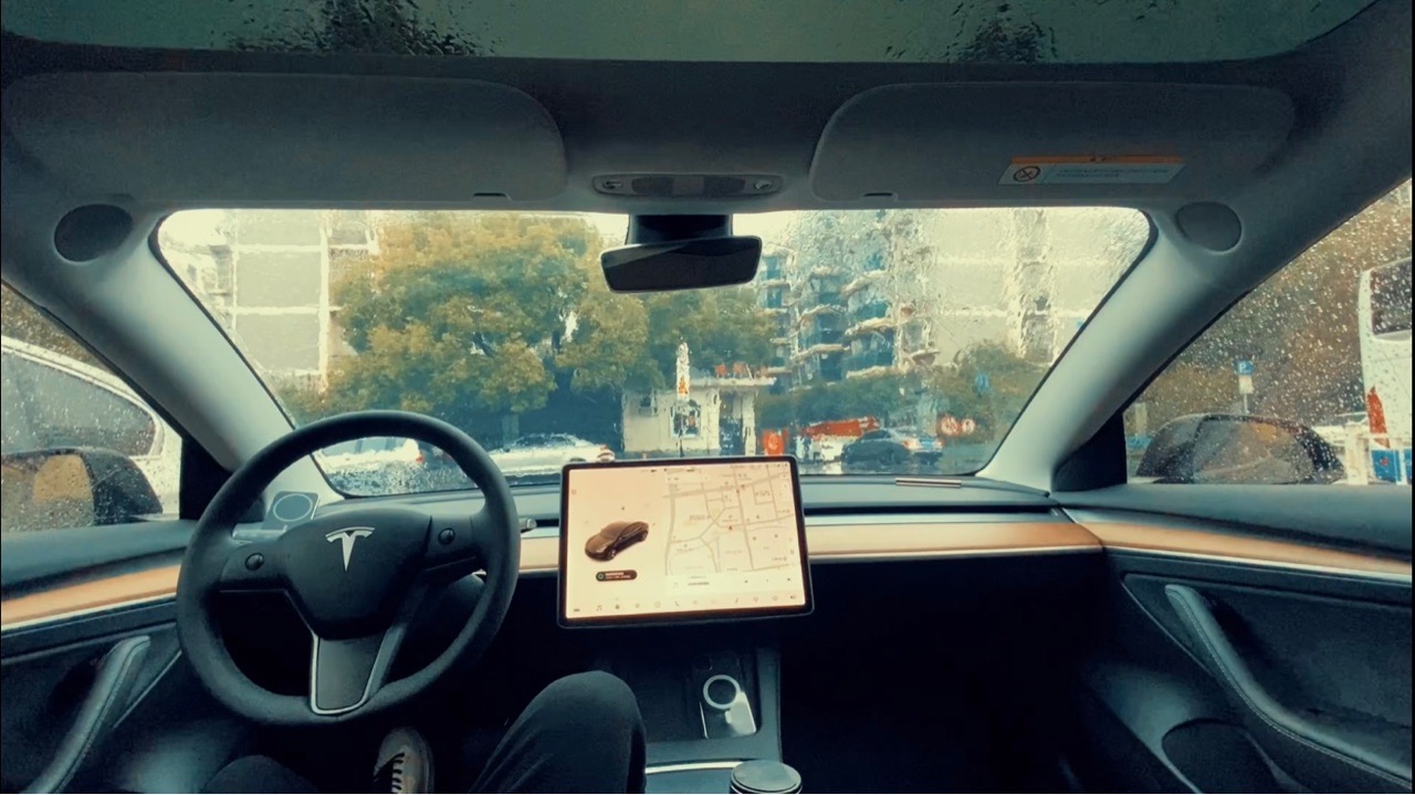 不喜欢下雨天，但喜欢听雨声。 - 图片 1