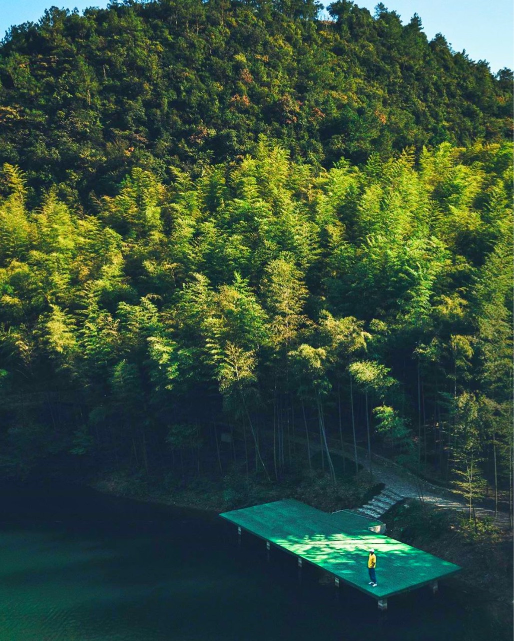 期待特斯拉下个版本能更改的几个方面：

1.前行和后退行驶方式可以分开设置，这样前行可以设置“保持”，后退可设置成“缓行”，不但能解决新手倒车的困难，还可以增加个性化设置选项。

2.雨刮设置调整如下 - 图片 1