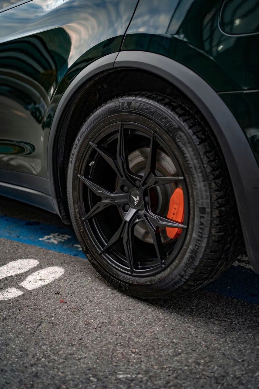 m3仅存一套灰色20寸零重力出售
价格美丽
卡钳优惠
[旺柴] - 图片 7