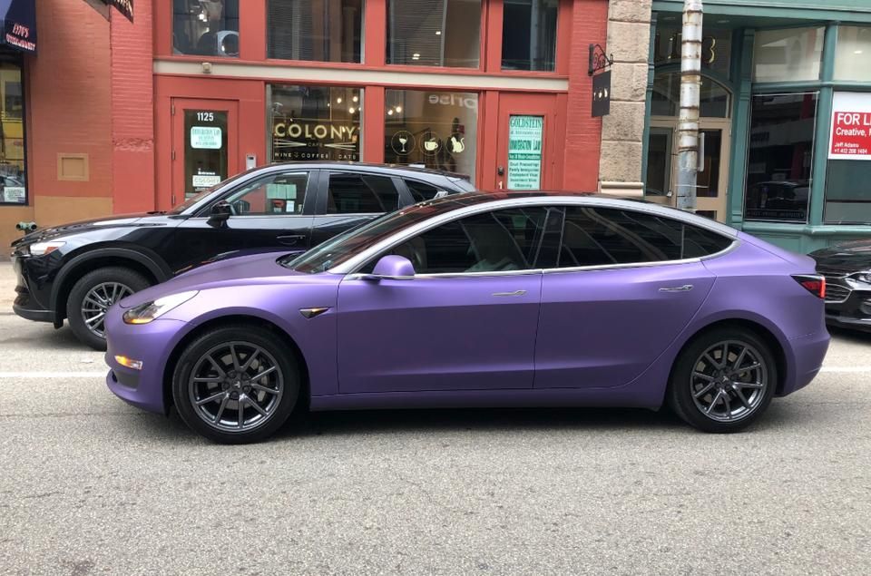 请问拆掉轮毂盖后轮毂中间洞和螺钉的还在在哪买？如下图 - 图片 1