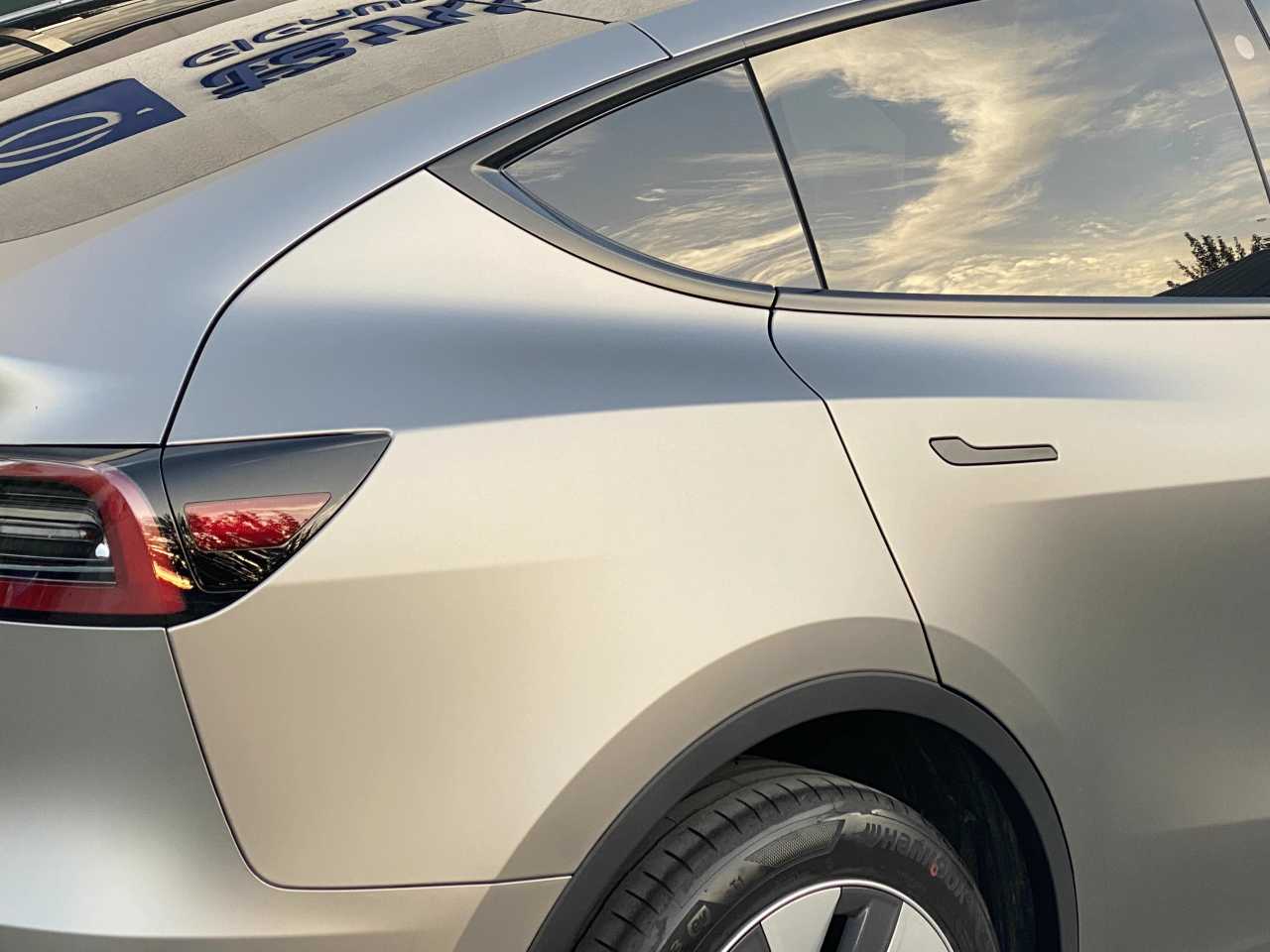 GIGA 星云灰 - 图片 3