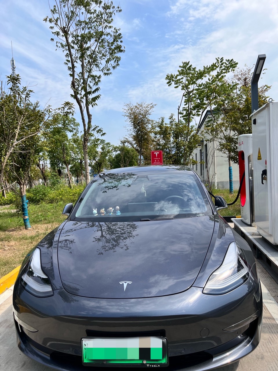 打卡第一个服务区超充 - 图片 1