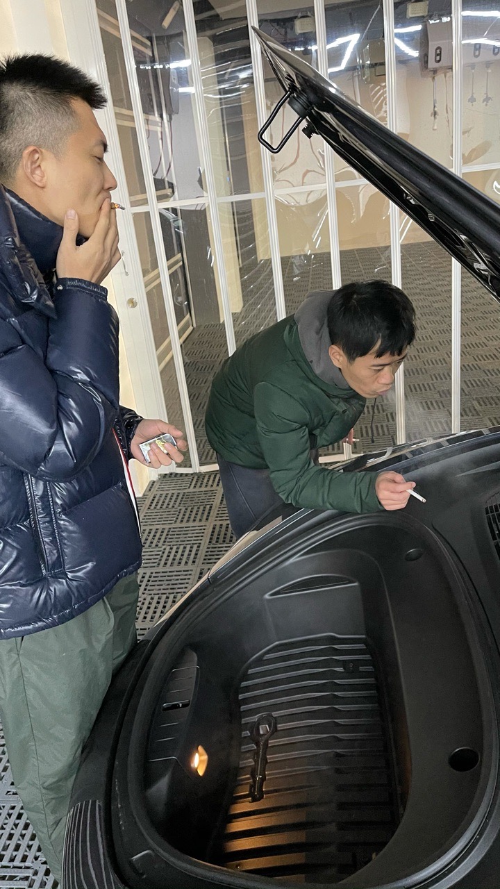 为了测试Hepa…几个不抽烟的同学，全嗨大了… - 图片 2