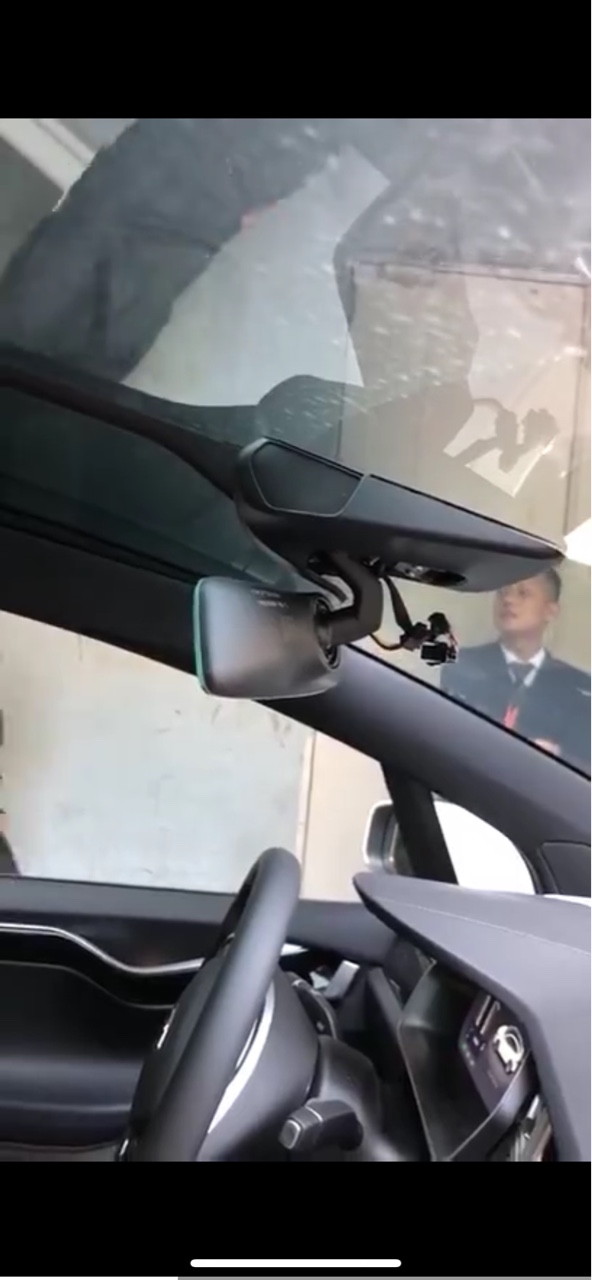 @小特叔叔，我想按照你的无损按照视频重新安行车记录仪，想请教一下modelx从后视镜那里取电是用的12v小电瓶吗，车停着会不会把电瓶耗尽，降压线还需要用不？ - 图片 1