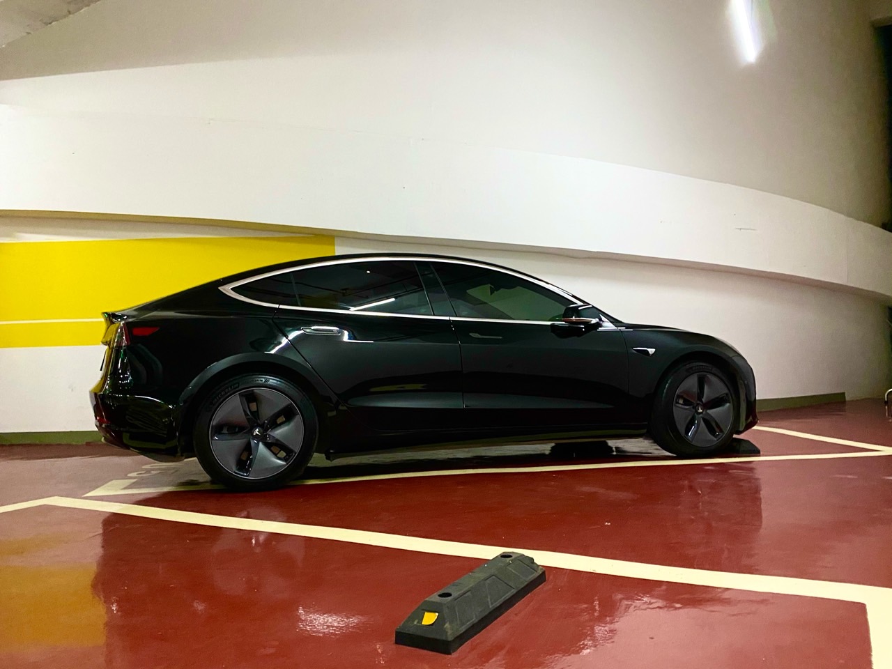 人保
两年没出险
今年买保险竟然还要涨些价格
大概4700多（返现后）
业务员说因为保险改革
所以涨了些价格
几乎是全保了
各位给些意见
谢谢 - 图片 2